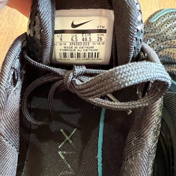 Nike Air Max 720
Throwback Future Iridescent - Picture 8 of 14